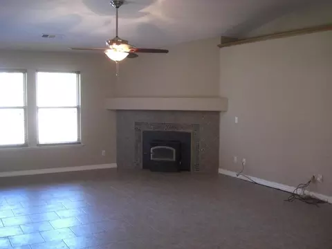 441 Katelyn Ct, Exeter, CA 93221 photo 4