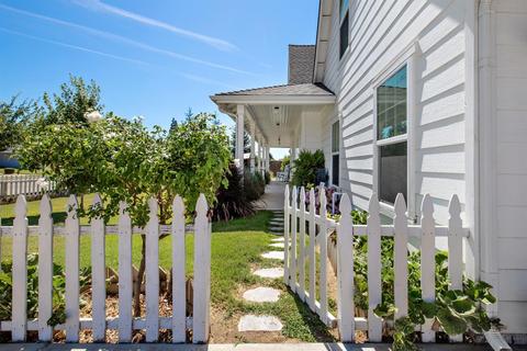 3330 E Roosevelt Ave, Visalia, CA 93292 photo 5