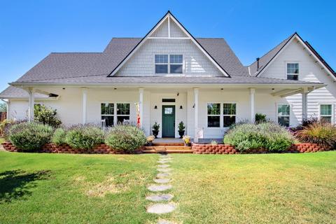 3330 E Roosevelt Ave, Visalia, CA 93292 photo 2