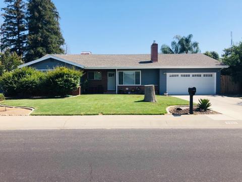 2321 E Howard Ave, Visalia, CA 93292 photo 1