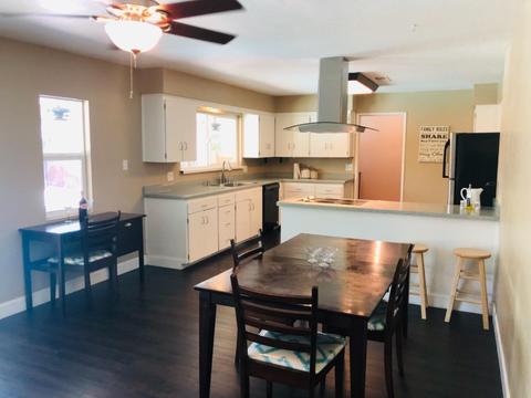 2321 E Howard Ave, Visalia, CA 93292 photo 6