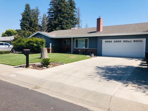 2321 E Howard Ave, Visalia, CA 93292 photo 2