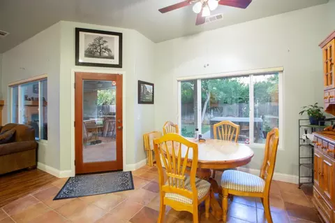 719 Sherwood St, Exeter, CA 93221 photo 8