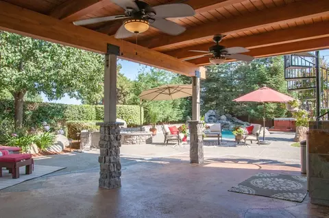 1472 E Avila Dr, Tulare, CA 93274 photo 12