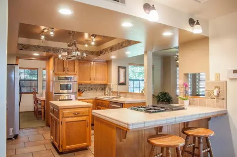 1472 E Avila Dr, Tulare, CA 93274 photo 24