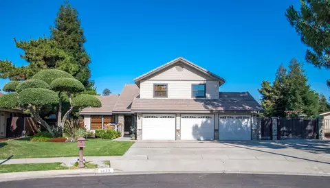 1472 E Avila Dr, Tulare, CA 93274 photo 1