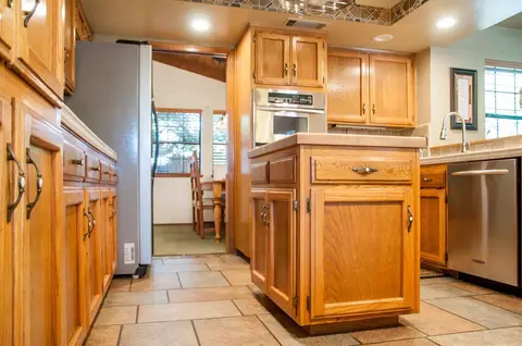 1472 E Avila Dr, Tulare, CA 93274 photo 25