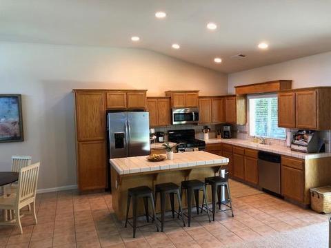 2000 E Levin Ave, Tulare, CA 93274 photo 8