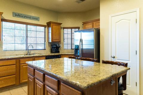 1151 Freedom Dr, Lemoore, CA 93245 photo 7