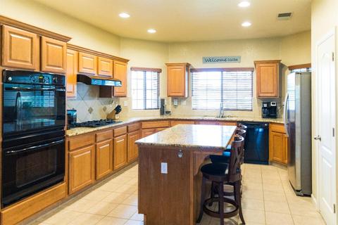1151 Freedom Dr, Lemoore, CA 93245 photo 8
