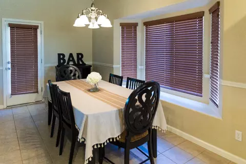 1151 Freedom Dr, Lemoore, CA 93245 photo 9