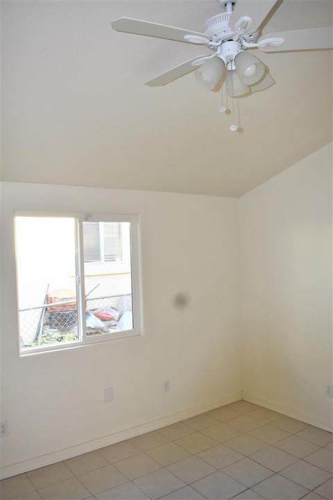 823 E Tulare Ave, Earlimart, CA 93219 photo 8