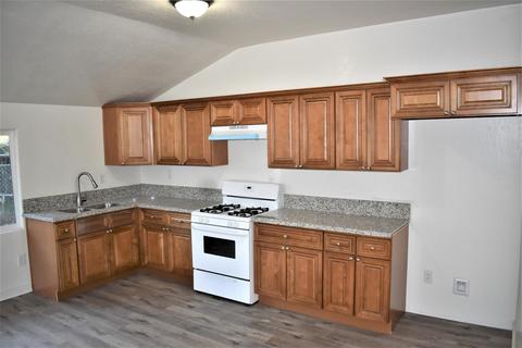 823 E Tulare Ave, Earlimart, CA 93219 photo 4