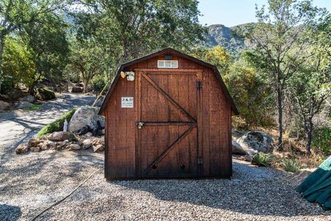 45311 Hammond Dr, Three Rivers, CA 93271 photo 21