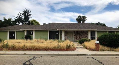 143 E Cherry Ave, Visalia, CA 93277 photo 1