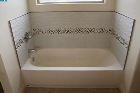 1935 E Seeger Ave, Visalia, CA 93292 photo 21