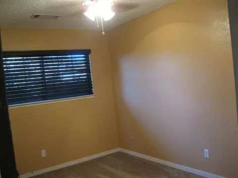 2507 S Memory St, Visalia, CA 93277 photo 11
