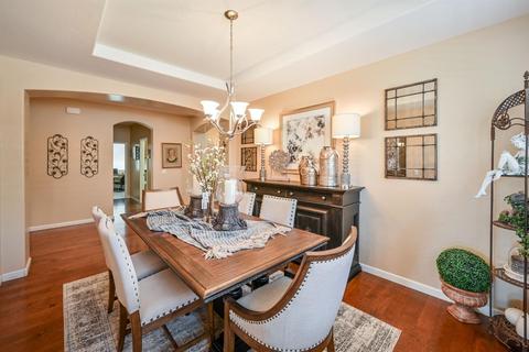 735 E Chestnut Ave, Visalia, CA 93292 photo 14