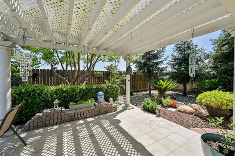 735 E Chestnut Ave, Visalia, CA 93292 photo 44