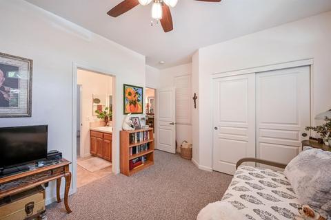 735 E Chestnut Ave, Visalia, CA 93292 photo 18