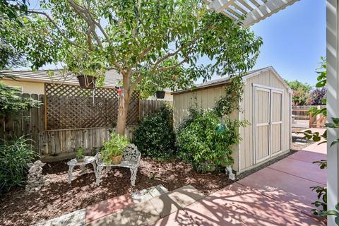 735 E Chestnut Ave, Visalia, CA 93292 photo 46