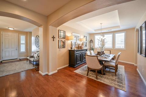 735 E Chestnut Ave, Visalia, CA 93292 photo 15