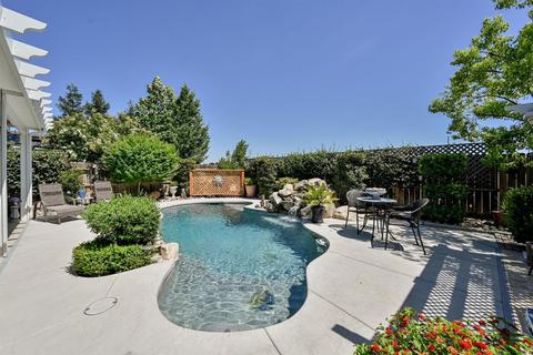 735 E Chestnut Ave, Visalia, CA 93292 photo 40
