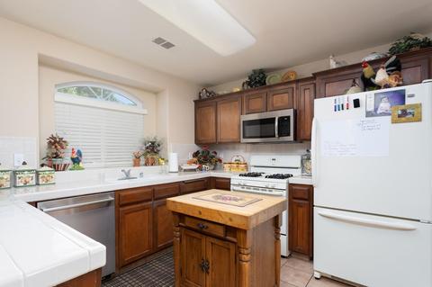 1134 Marks Ct, Dinuba, CA 93618 photo 16