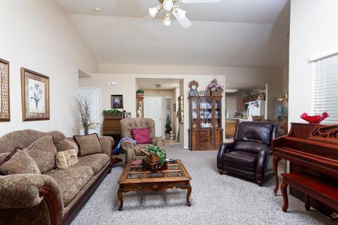 1134 Marks Ct, Dinuba, CA 93618 photo 10