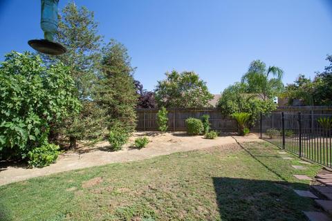 1134 Marks Ct, Dinuba, CA 93618 photo 28