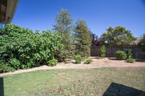 1134 Marks Ct, Dinuba, CA 93618 photo 29