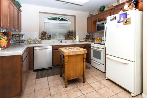 1134 Marks Ct, Dinuba, CA 93618 photo 15