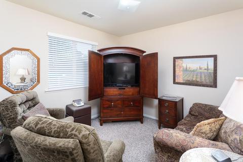 1134 Marks Ct, Dinuba, CA 93618 photo 22