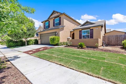649 Firenze St, Lemoore, CA 93245 photo 3