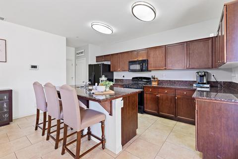 649 Firenze St, Lemoore, CA 93245 photo 10