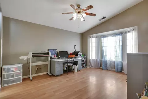 240 Riviera Dr, Lemoore, CA 93245 photo 11