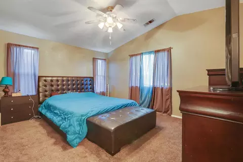 240 Riviera Dr, Lemoore, CA 93245 photo 19