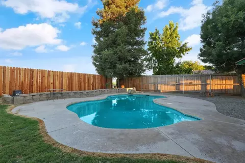 240 Riviera Dr, Lemoore, CA 93245 photo 25