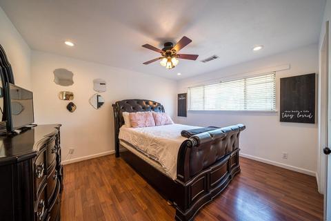 38 S Byron Dr, Lemoore, CA 93245 photo 14