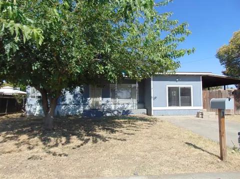 516 N Beatrice, Tulare, CA 93274 photo 2