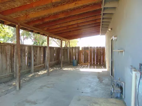 516 N Beatrice, Tulare, CA 93274 photo 16