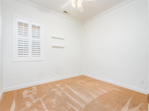 38 W Lester Ave, Clovis, CA 93619 photo 8