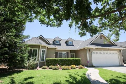 427 E Beech Ave, Reedley, CA 93654 photo 2