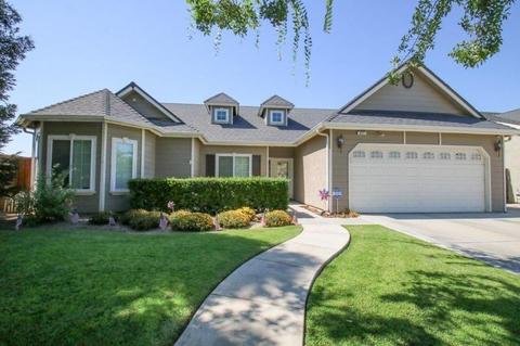 427 E Beech Ave, Reedley, CA 93654 photo 4