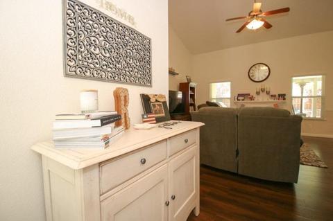 427 E Beech Ave, Reedley, CA 93654 photo 6