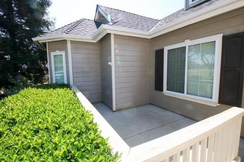 427 E Beech Ave, Reedley, CA 93654 photo 5