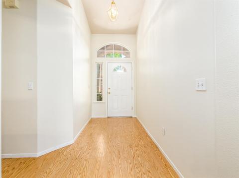 1296 Orange St, Lemoore, CA 93245 photo 3