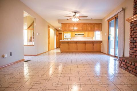 3431 W Cherry Ave, Visalia, CA 93277 photo 3