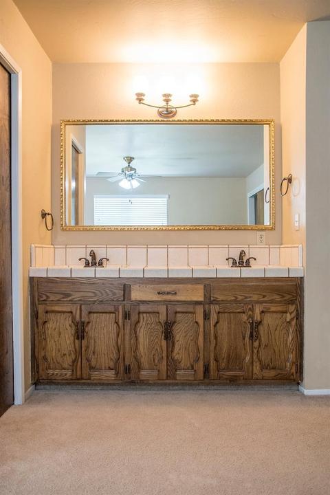 2427 E Vassar Ave, Visalia, CA 93292 photo 17