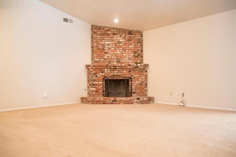 2427 E Vassar Ave, Visalia, CA 93292 photo 12